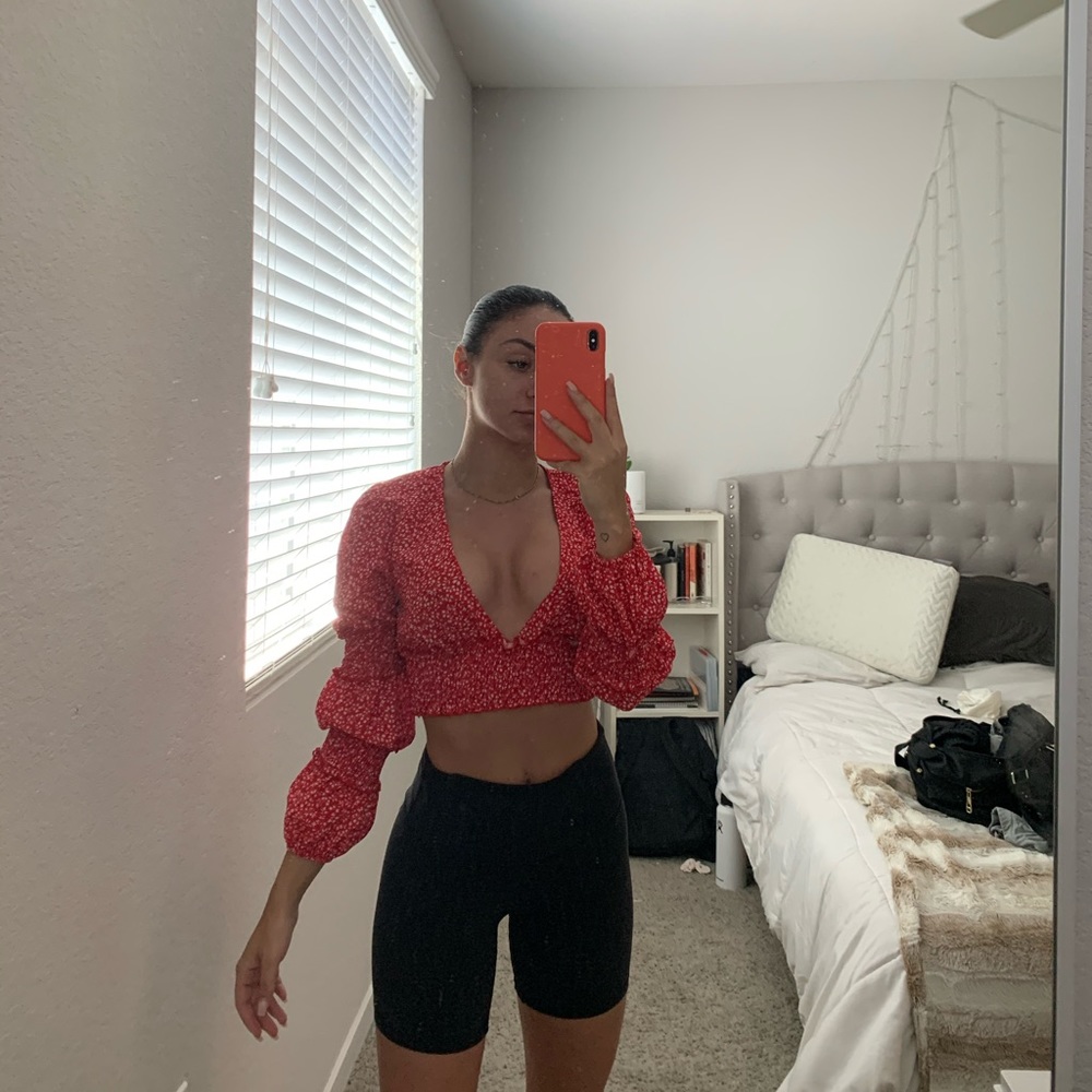 Beginning Boutique Red Puff Cropped Long Sleeve